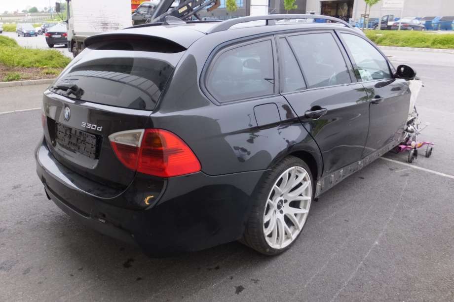 BMW 3-Serie 2005-2011 (E90/E91/E92/E93) (E90/E91/E92/E93), Motorkode: M57-TU2D30, Girkassekode: 