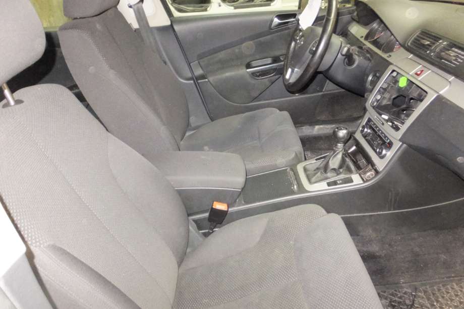 VW Passat 2005-2010 (B6) (B6), Motorkode: CAYC, Girkassekode: MDM