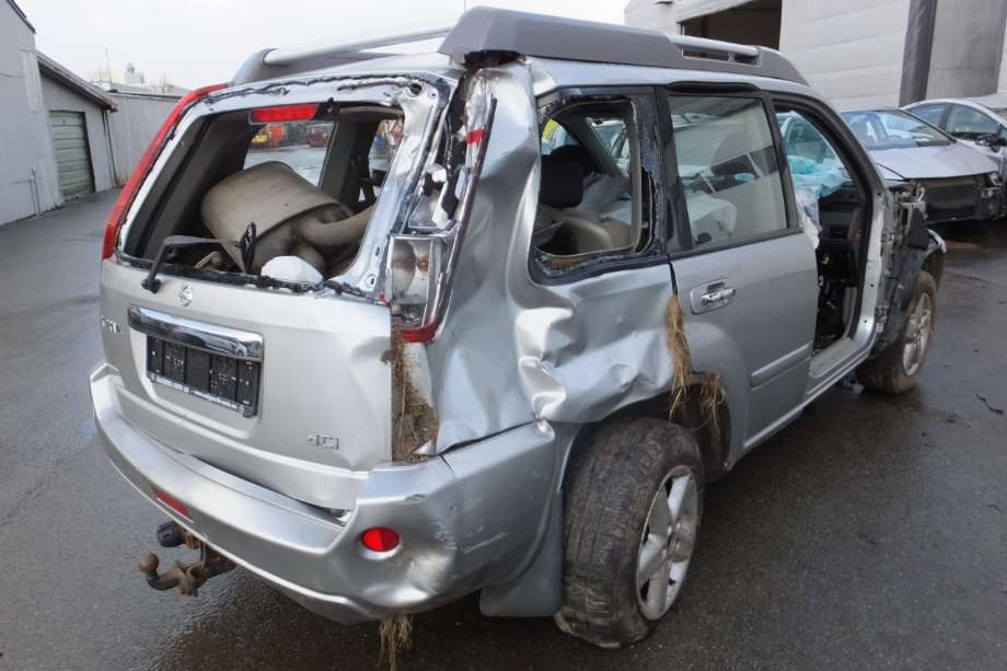 Nissan X-Trail 2002-2007 (T30) (T30), Motorkode: YD22, Girkassekode: 