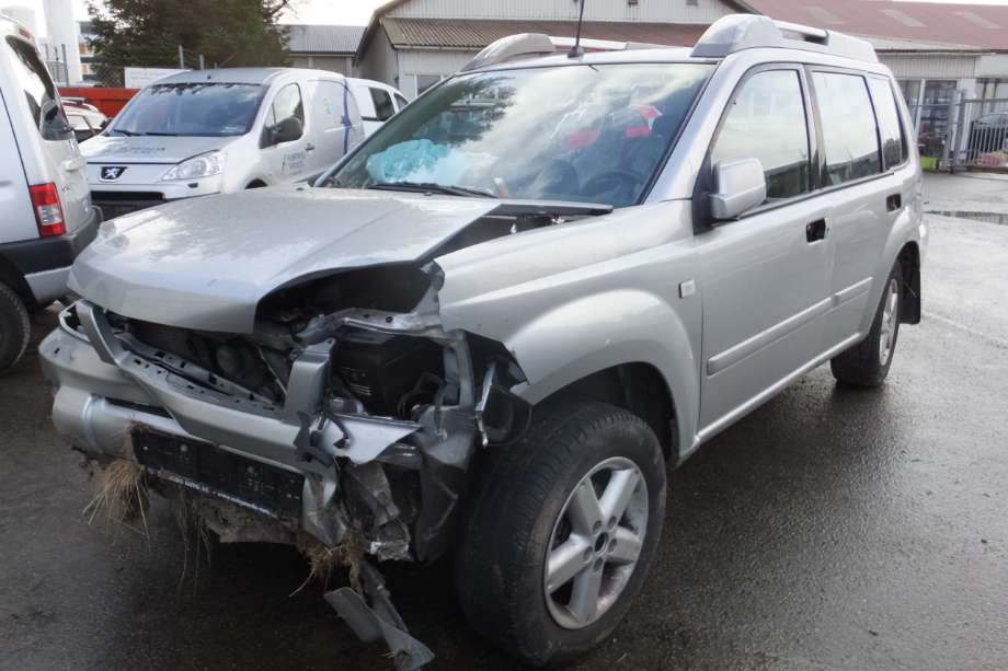 Nissan X-Trail 2002-2007 (T30) (T30), Motorkode: YD22, Girkassekode: 