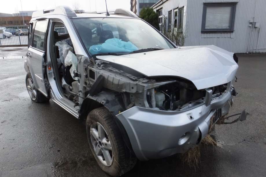 Nissan X-Trail 2002-2007 (T30) (T30), Motorkode: YD22, Girkassekode: 