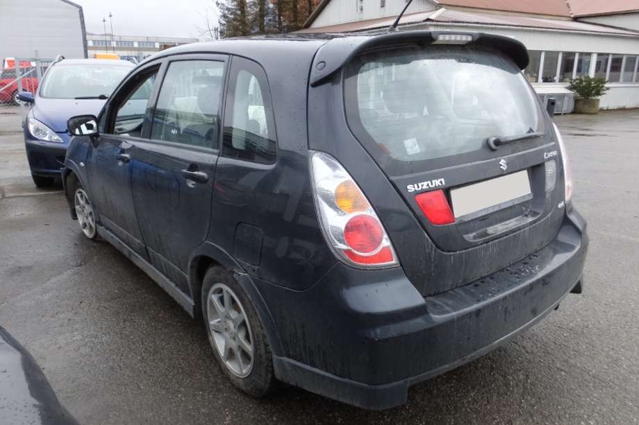 Suzuki Liana 2004-2010 (Fase 2) delebil , Motorkode: M16A, Girkassekode: 