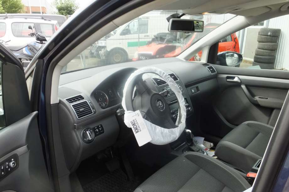 VW Touran 2010-2015 (Type I, Fase 3) , Motorkode: CAYC, Girkassekode: NKA