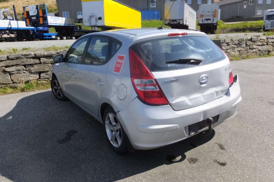 Hyundai i30 2007-2012 (Type I) , Motorkode: D4FB-L, Girkassekode: J