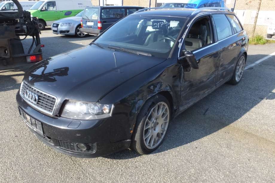 Audi A4 2001-2004 (Type II) (B6) (B6), Motorkode: AVF, Girkassekode: HCG