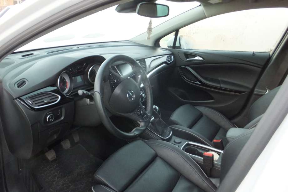 Opel Astra K 2015-->> , Motorkode: B14NEH, Girkassekode: MFX