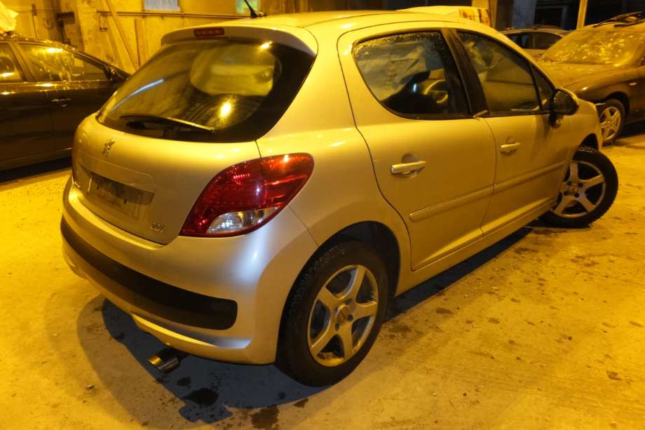 Peugeot 207 2006-2012 , Motorkode: 5FS, Girkassekode: