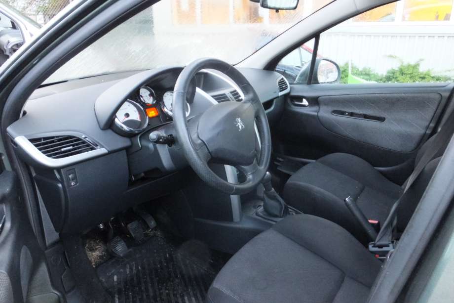 Peugeot 207 2006-2012 , Motorkode: 9HV;9HX, Girkassekode: 