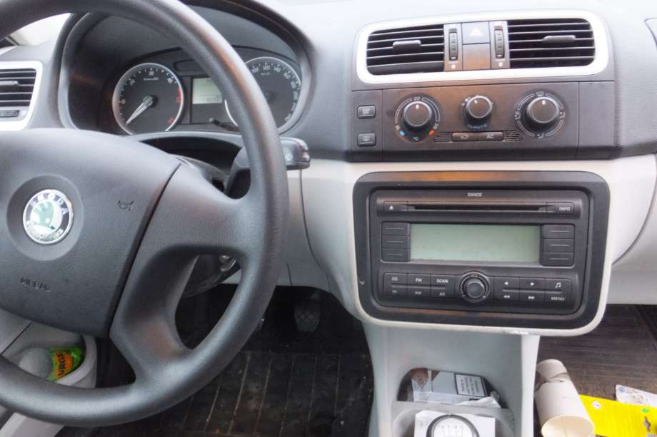 Škoda Fabia 2007-2010 (Type II, Fase 1) , Motorkode: BLS;BSW, Girkassekode: JXY