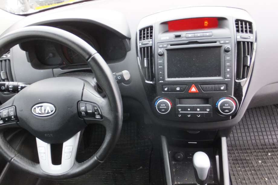 Kia Cee