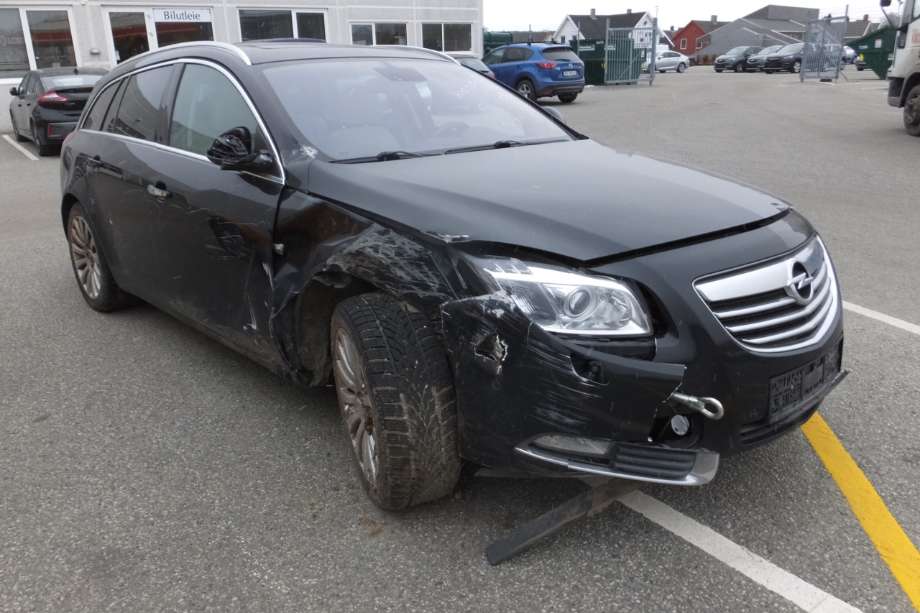 Opel Insignia A 2009-2014 , Motorkode: A20DTH, Girkassekode: 