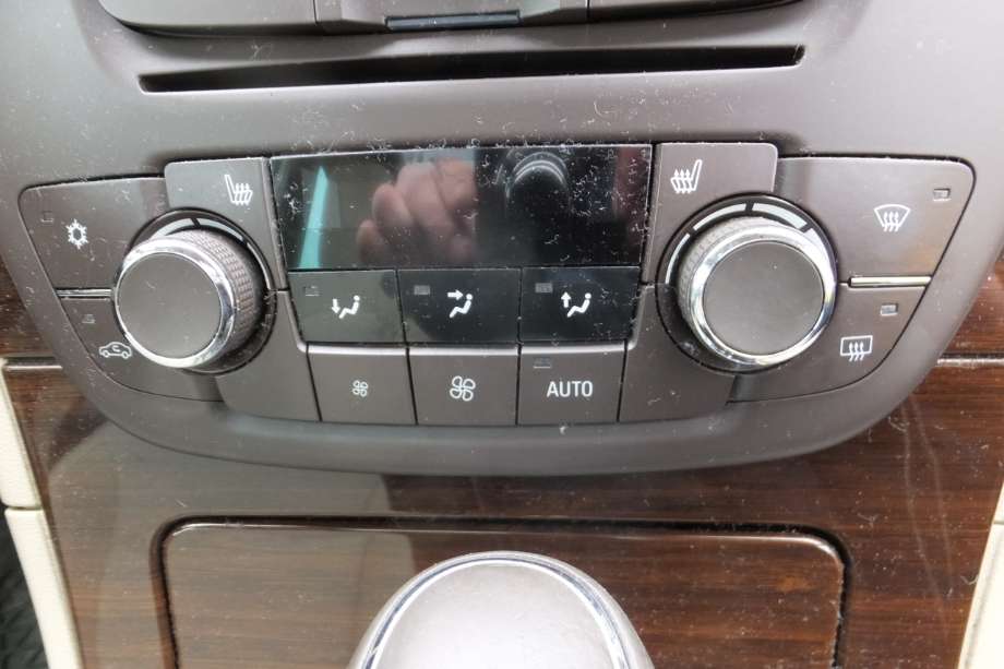 Opel Insignia A 2009-2014 delebil , Motorkode: A20DTH, Girkassekode: