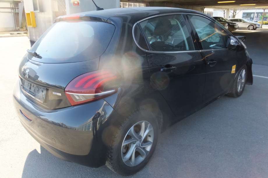 Peugeot 208 2012-2019 (Type I) , Motorkode: HNZ, Girkassekode: