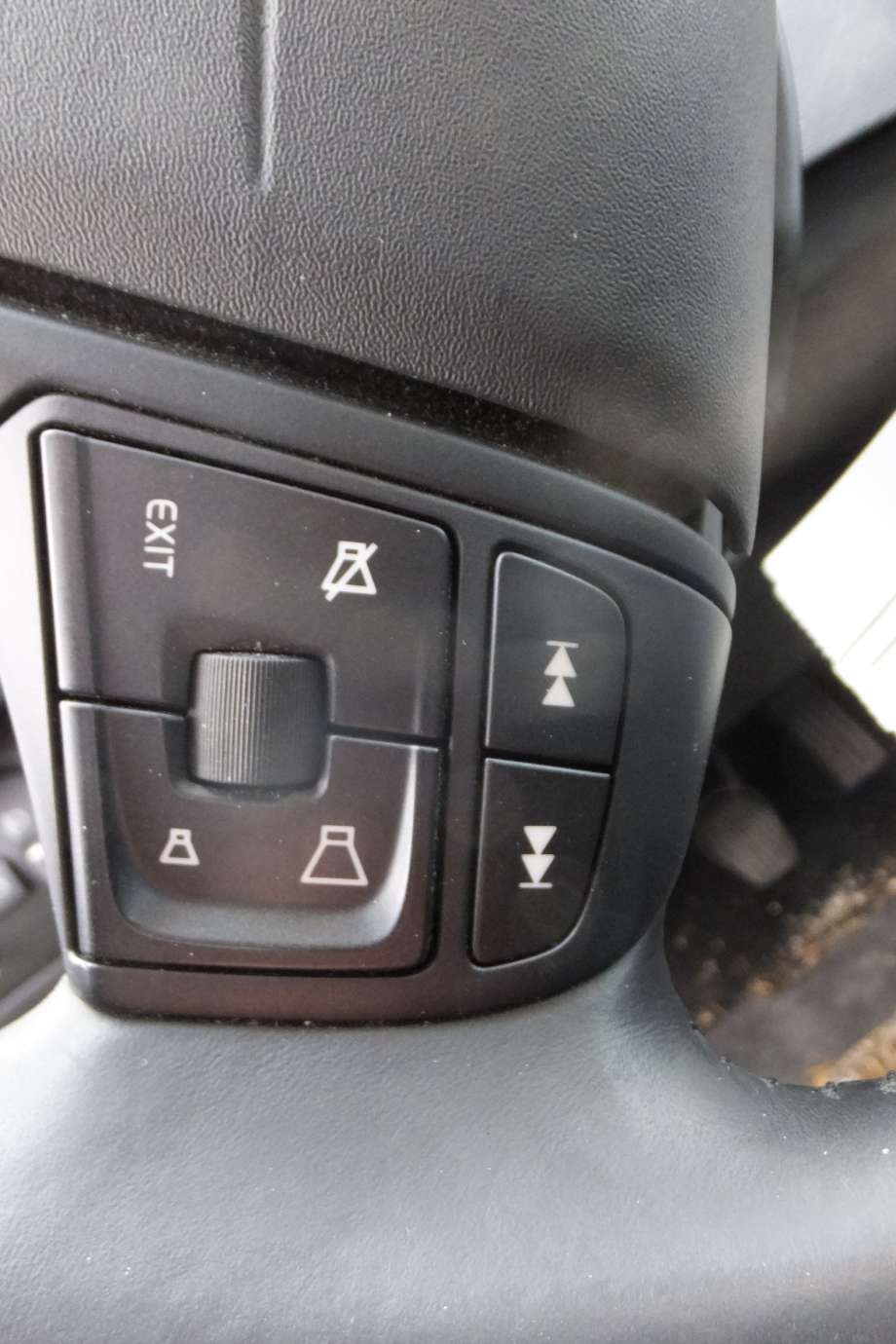 Volvo V40 2012-2019 , Motorkode: D4162T, Girkassekode: 