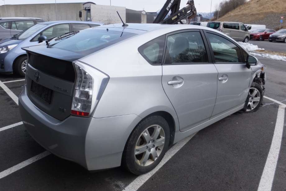 Toyota Prius 2009-2016 (Type III) (COMBI) (COMBI), Motorkode: 2ZR-FXE, Girkassekode: P410