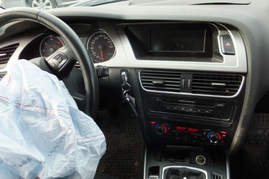 Audi A4 2007-2014 (Type IV) (B8) (B8), Motorkode: CAGC, Girkassekode: LLW