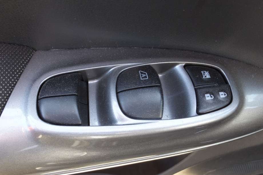 Nissan Juke 2010-2014 (Fase 1) , Motorkode: HR16DE, Girkassekode: 