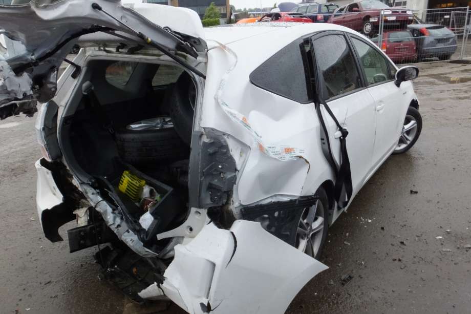 Toyota Prius +7 2012-2020 (Type III) (stasjonsvogn) (stasjonsvogn), Motorkode: 2ZR-FXE, Girkassekode: P410
