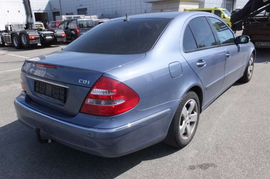Mercedes E-Klasse 2002-2006 (Fase 1) (W211) (W211), Motorkode: OM646.961, Girkassekode: 722.699