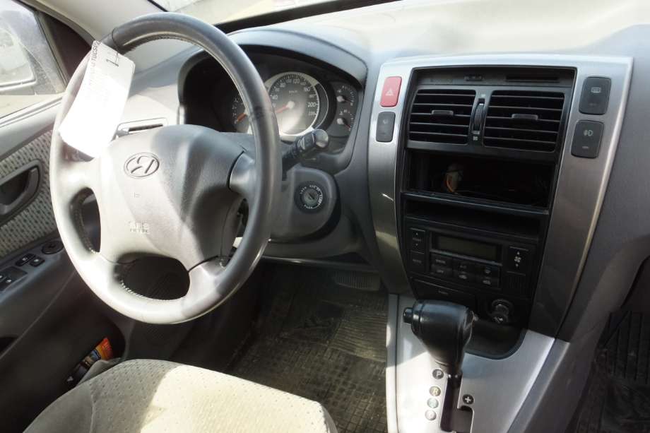 Hyundai Tucson 2003-2009 , Motorkode: D4EA, Girkassekode: 6