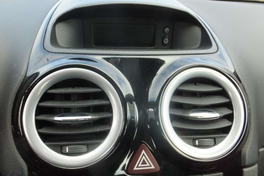 Opel Corsa D 2006-2014 , Motorkode: Z13DTJ, Girkassekode: M26