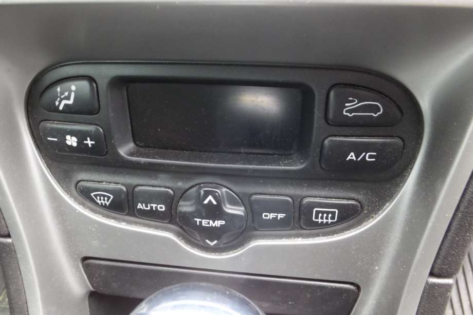 Peugeot 307 2001-2004 (Fase 1) , Motorkode: NFU, Girkassekode: 