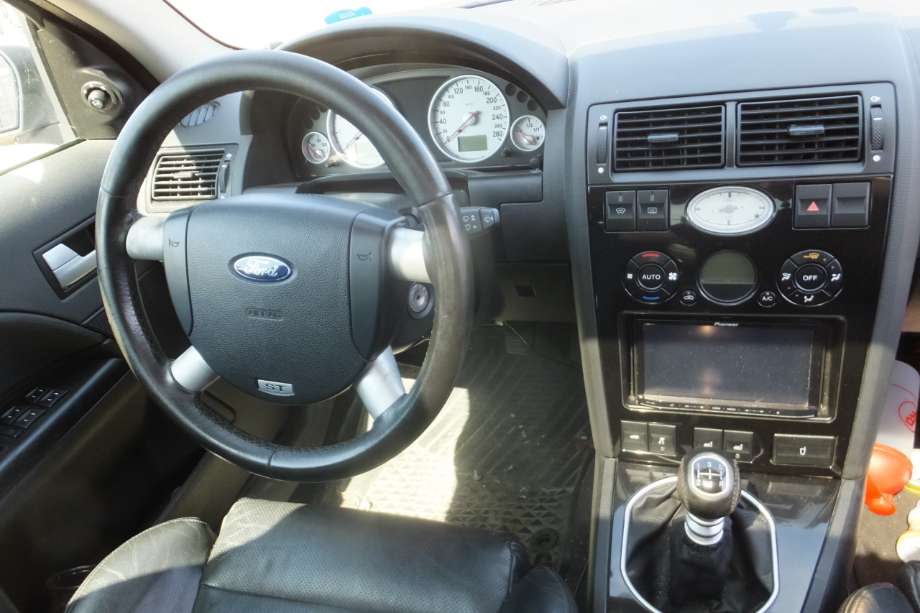 Ford Mondeo 2001-2007 (Type III) delebil , Motorkode: MEBA, Girkassekode: MTX75