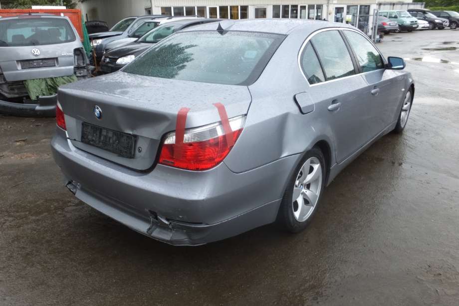 BMW 5-Serie 2003-2010 (E60/E61) (E60/E61), Motorkode: M54-B22, Girkassekode: GA6HP19Z