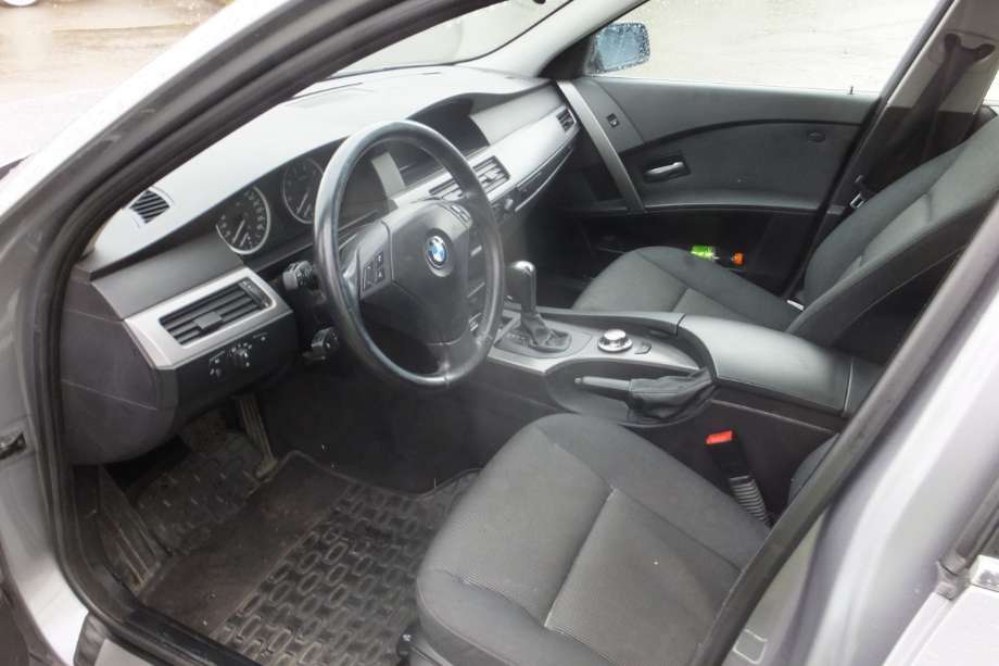 BMW 5-Serie 2003-2010 (E60/E61) (E60/E61), Motorkode: M54-B22, Girkassekode: GA6HP19Z
