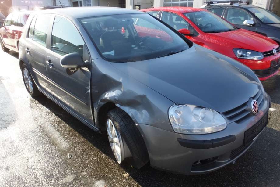 VW Golf V, Combi 2003-2008 , Motorkode: BLS, Girkassekode: JCR