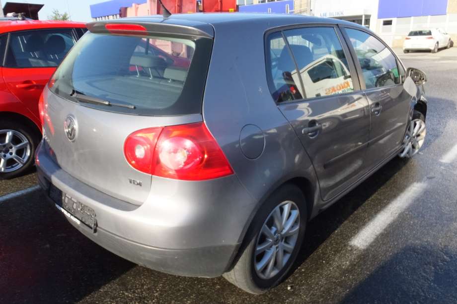 VW Golf V, Combi 2003-2008 , Motorkode: BLS, Girkassekode: JCR