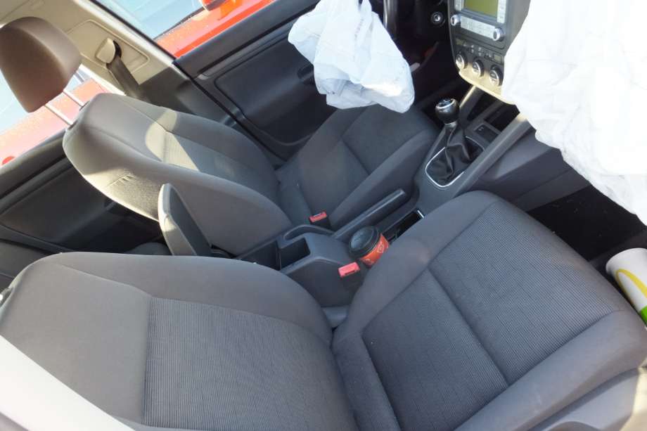 VW Golf V, Combi 2003-2008 , Motorkode: BLS, Girkassekode: JCR