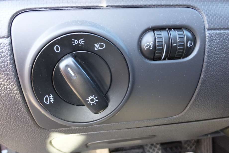 VW Golf V, Combi 2003-2008 , Motorkode: BLS, Girkassekode: JCR