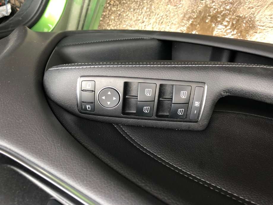 Mercedes B-Klasse 2011-2018 (W246) (W246), Motorkode: EM0004, Girkassekode: 
