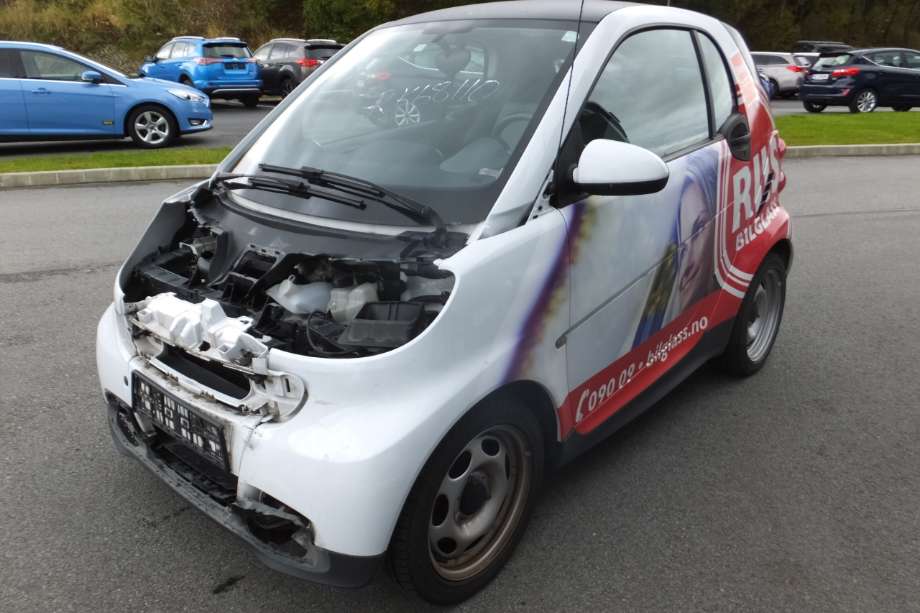 Smart Fortwo 2007-2014 (Type II) (W451) (W451), Motorkode: M132.910, Girkassekode: 717.481