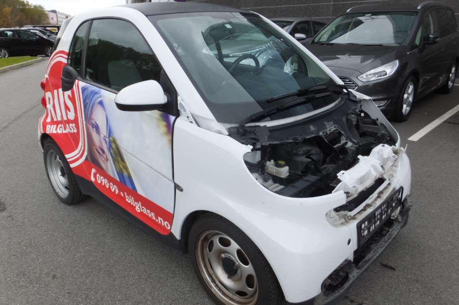 Smart Fortwo 2007-2014 (Type II) (W451) (W451), Motorkode: M132.910, Girkassekode: 717.481