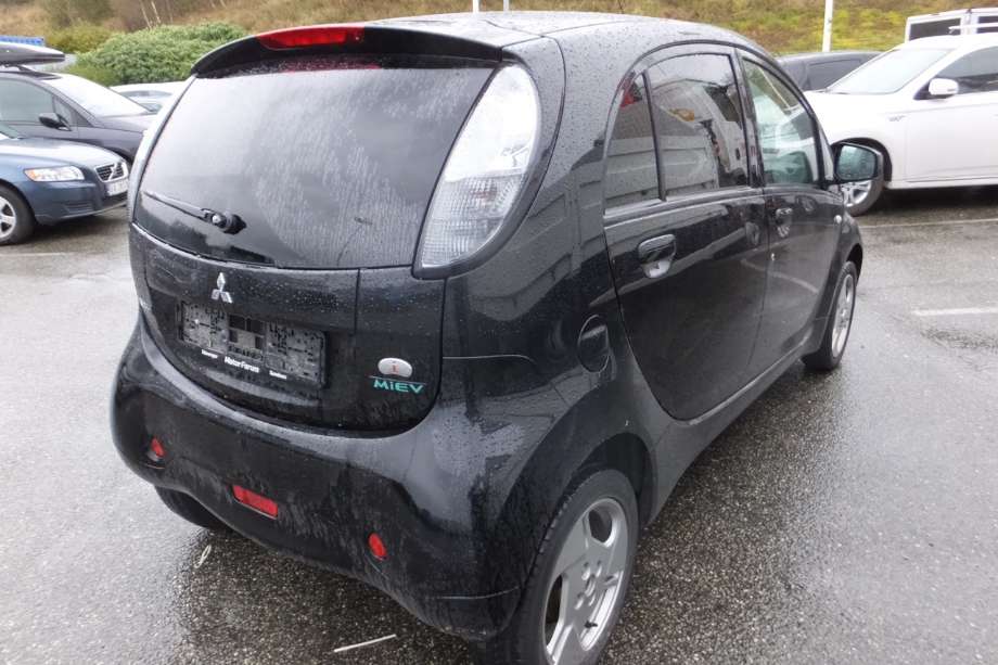 Mitsubishi i-MiEV 2010-->> , Motorkode: Y4F1, Girkassekode: 