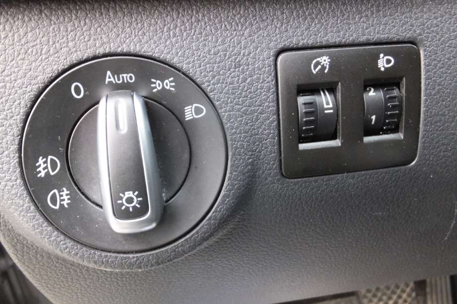 VW Caddy 2015-2020 (Type III, Fase 3) , Motorkode: DFSB, Girkassekode: SFA