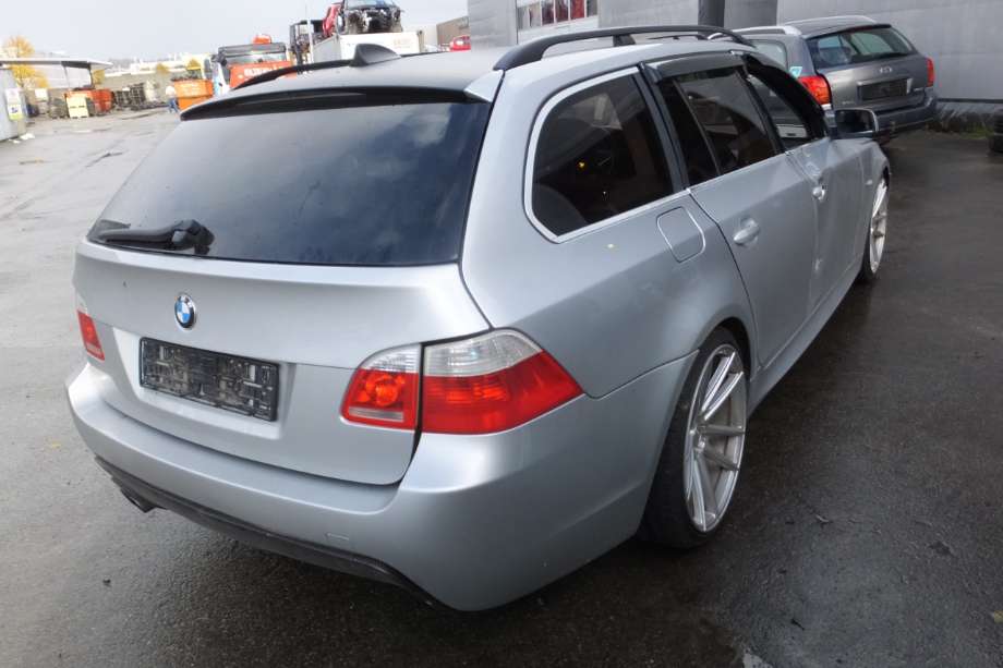 BMW 5-Serie 2003-2010 (E60/E61) (E60/E61), Motorkode: M54-B25, Girkassekode: GS6-37BZ-THEG