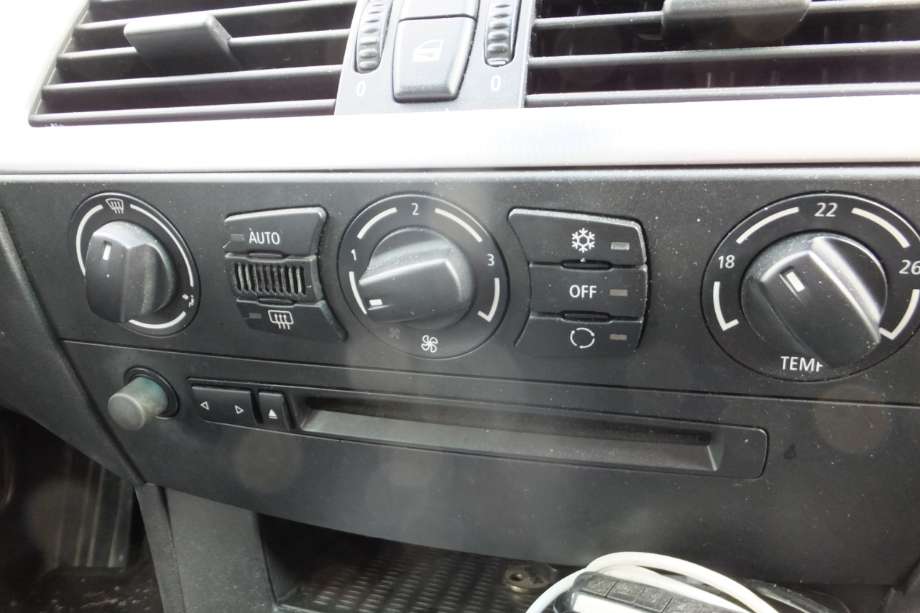 BMW 5-Serie 2003-2010 (E60/E61) (E60/E61), Motorkode: M54-B25, Girkassekode: GS6-37BZ-THEG