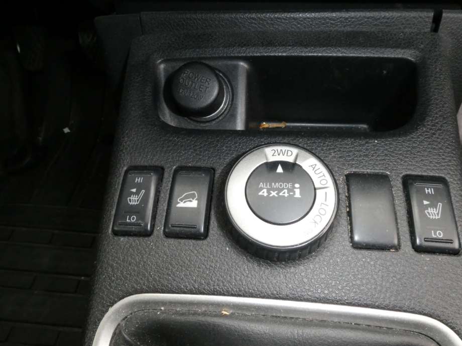 Nissan X-Trail 2007-2014 (T31) (T31), Motorkode: M9R, Girkassekode: 