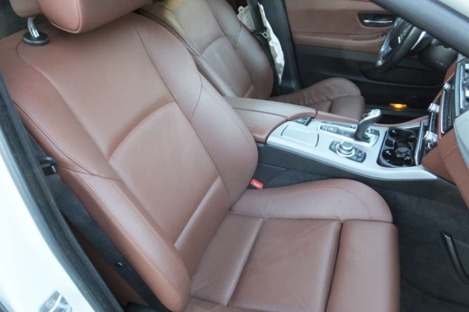 BMW 5-Serie 2010-2017 (F10/F11) (F10/F11), Motorkode: N47-D20C, Girkassekode: GA8HP45Z