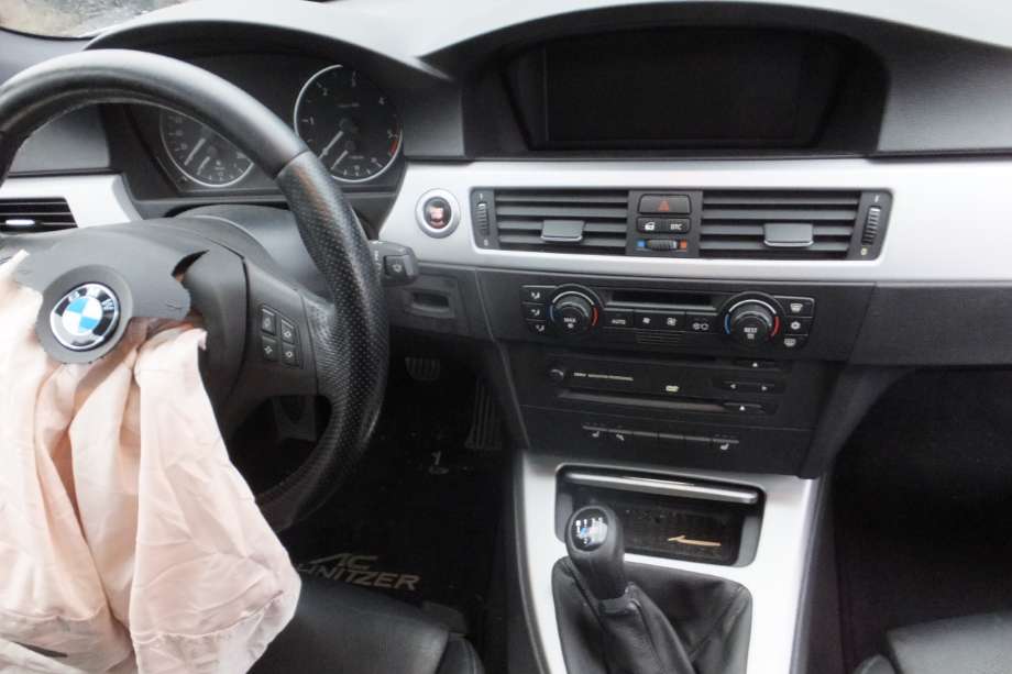 BMW 3-Serie 2005-2011 (E90/E91/E92/E93) (E90/E91/E92/E93), Motorkode: M47-TU2D20, Girkassekode: GS6-37DZ-TJEM