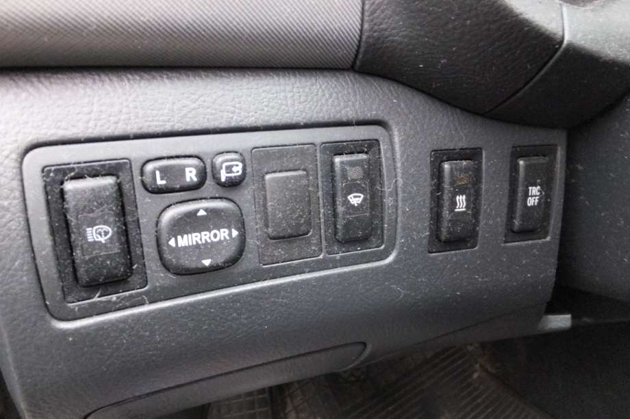 Toyota Avensis 2003-2008 (Type II) , Motorkode: 1AD-FTV, Girkassekode: EA61