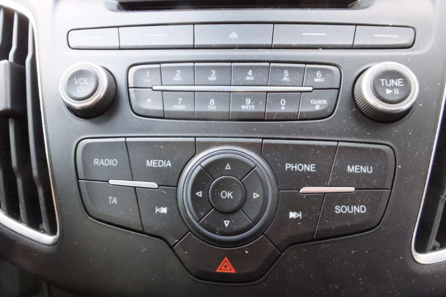 Ford Focus 2014-2018 (Type III, Fase 2) , Motorkode: XXDC;XXDD, Girkassekode: 