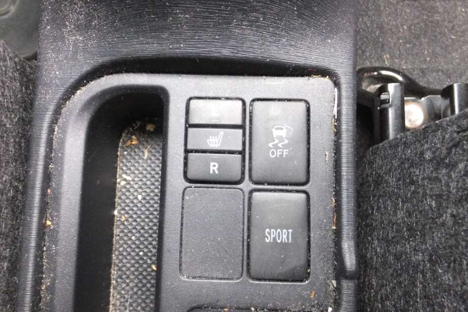 Toyota Yaris 2012-2014 (Type III, Fase 1) , Motorkode: 1NR-FE, Girkassekode: K411