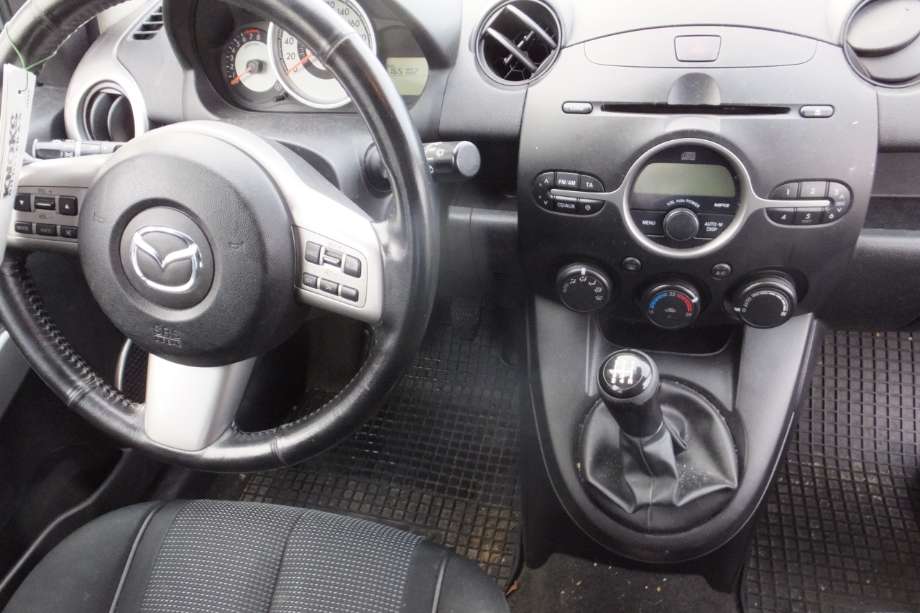 Mazda 2 2007-2010 (Type II, Fase 1) , Motorkode: ZY-VE, Girkassekode: 