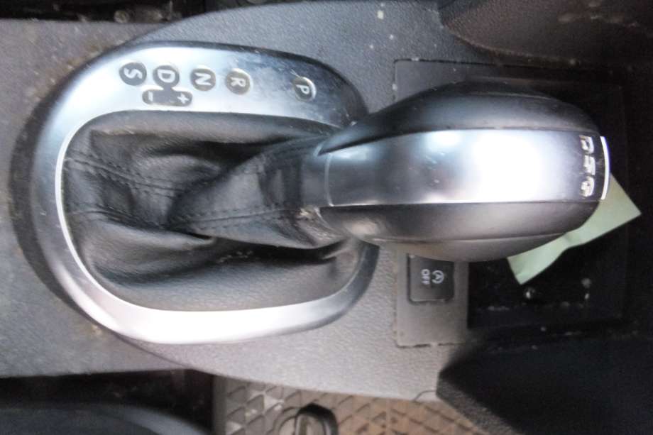 VW Caddy 2010-2015 (Type III, Fase 2) , Motorkode: CFHC, Girkassekode: PPY