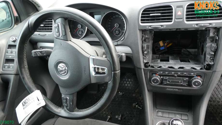 VW Golf VI 2008-2012 , Motorkode: CBAB;CFFB, Girkassekode: LHD