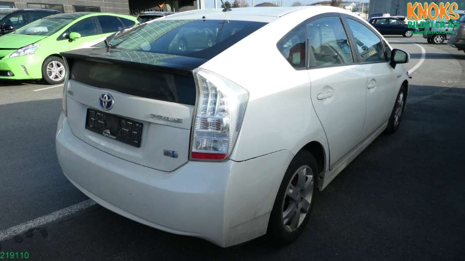 Toyota Prius 2009-2016 (Type III) (COMBI) (COMBI), Motorkode: 2ZR-FXE, Girkassekode: P410